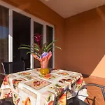 Bella Vista