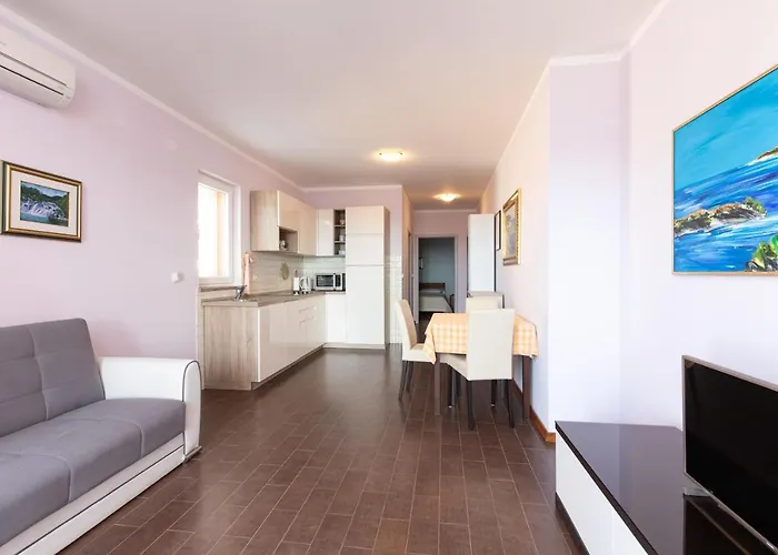Bella Vista Apartment